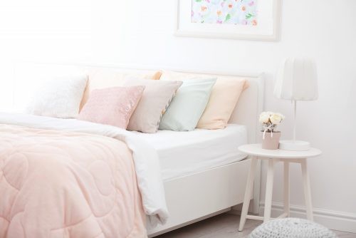 Moderne sengetøj i pastelfarver 