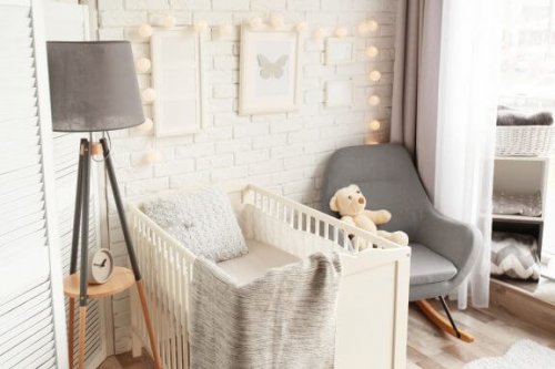 Plads til babyen: sådan skaber du plads i dit soveværelse