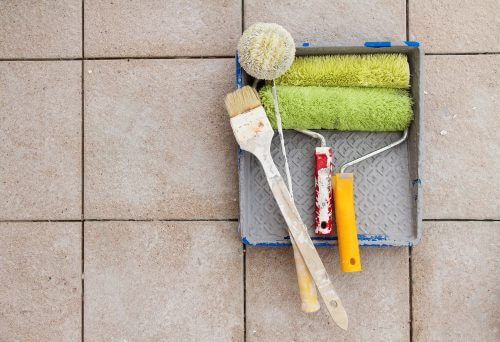 Giv fliserne på dit badeværelse en omgang frisk maling