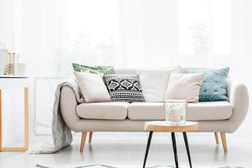 En beige sofa - det perfekt matchende møbel