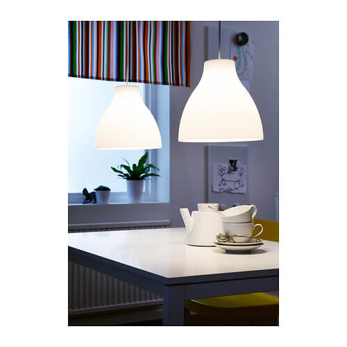 lamper fra IKEA over spisebord