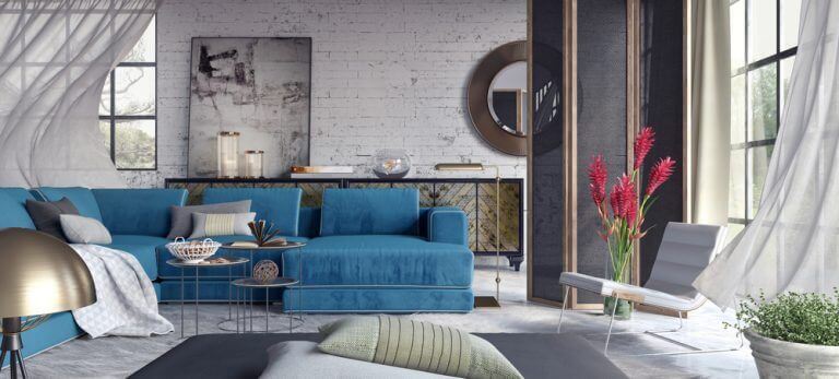 stue med blå sofa