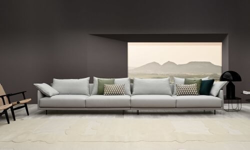 Senso-sofaen er en større sofa til 4 personer