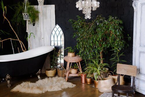Sådan indretter du dit badeværelse i en tropisk stil