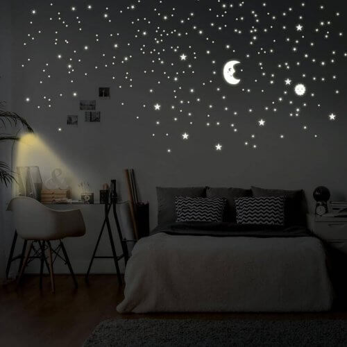 stjernehimmel på væg i soveværelse