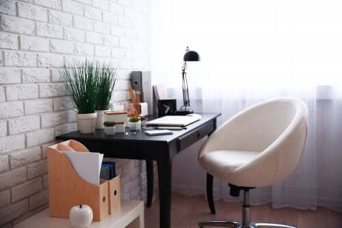 Sammenflet et kontor med din indretning