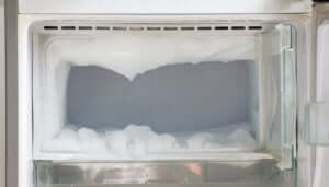 rengør dit køleskab