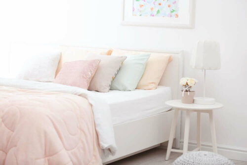 hurtig og simpel måde at dekorere soveværelse på