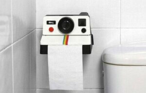 Forskellige typer toiletrulleholdere til dit badeværelse