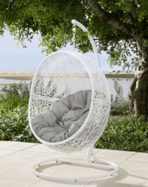 Futuristiske hængestole til haven