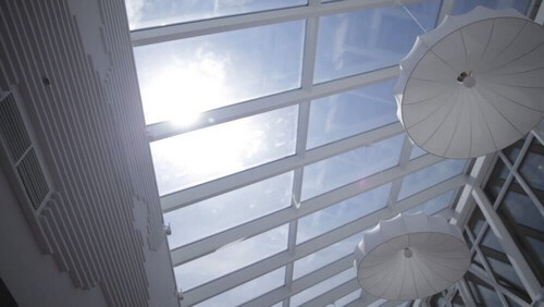 Polykarbonatplader kan bruges til at lave skylight 