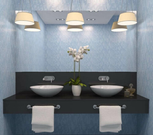 hvor du bør placere lamper på et badeværelse
