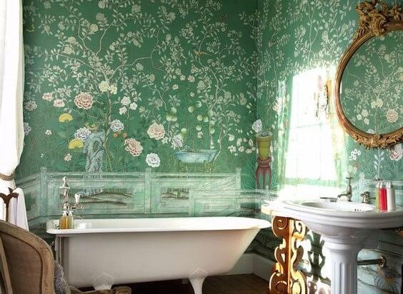 Bathroom with a tempera paint wall.