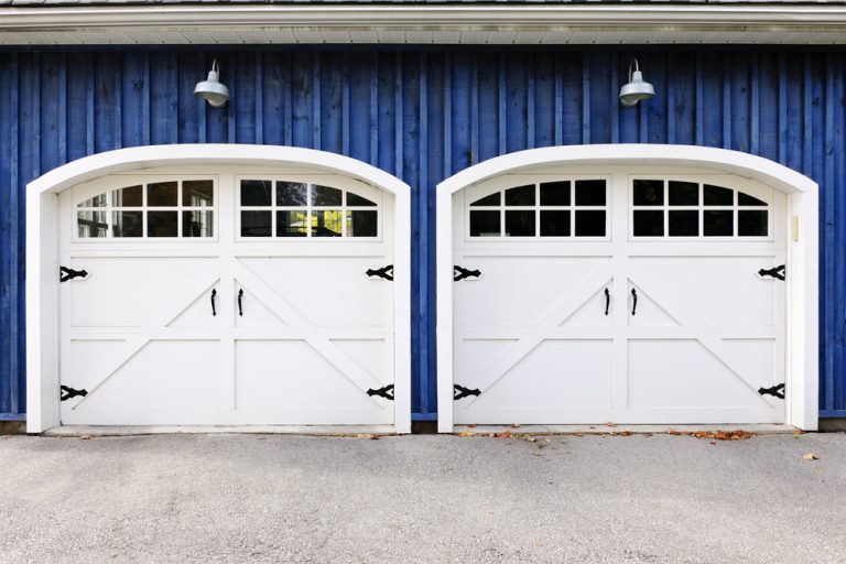 3 puertas de garaje modernas para tu casa