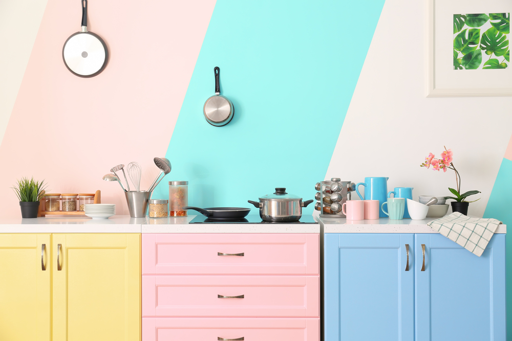 Pastel colors are perfect for creating multicolored decor.
