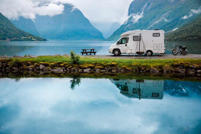 Decorar una caravana: 5 ideas prácticas para viajar