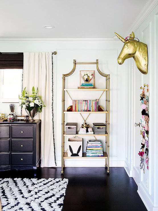 Decorating with unicorns has become fashionable in recent years.