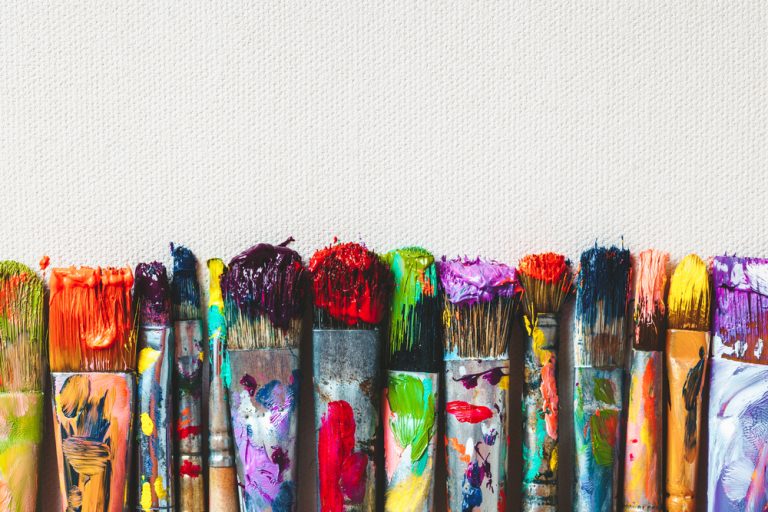 8 tipos de pinceles que debes tener si eres pintor