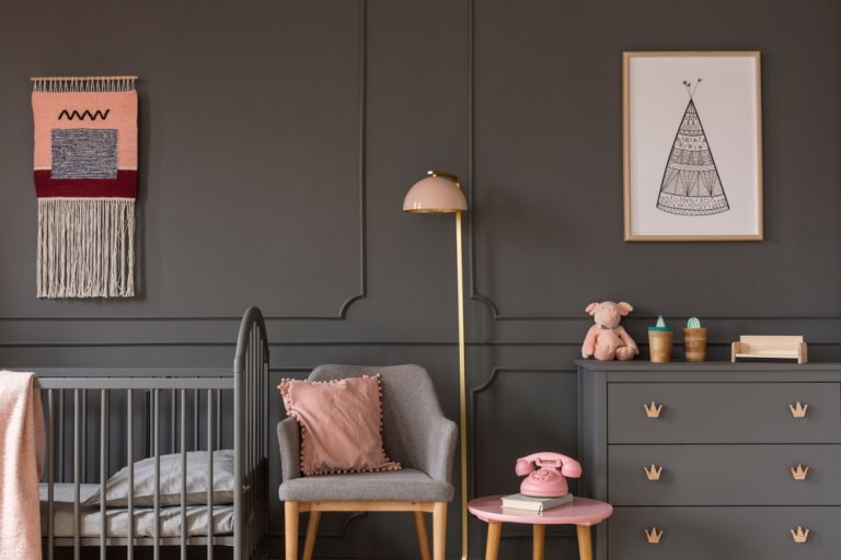 4 dormitorios monocromáticos para bebés que te encantarán