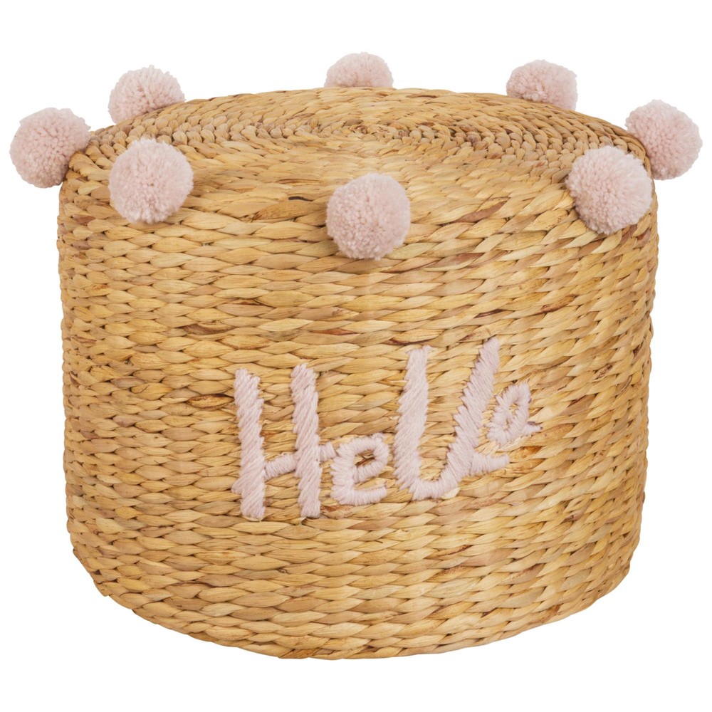 Wicker pouffes are beautiful natural details.
