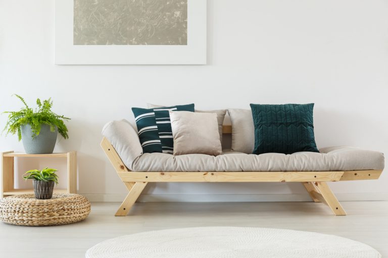3 tips para combinar los cojines de tu sofá favorito