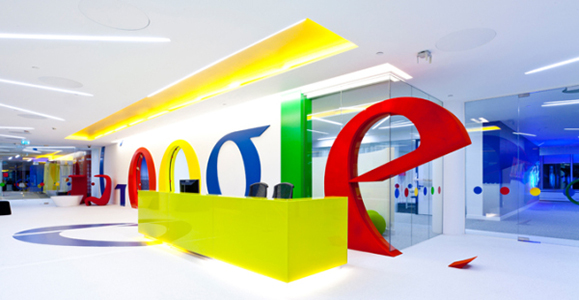 Letras de las oficinas de Google en Estados Unidos.