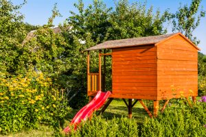 5 pasos para construir una casita infantil de madera