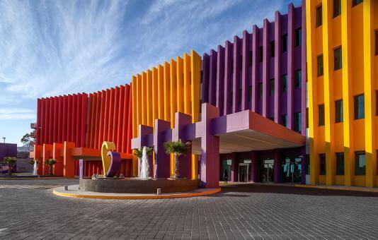 Mexican architecture: Hospital Teletón, México.