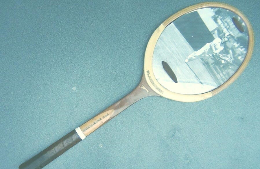 Tennis racket photo frames.