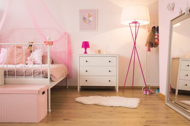 Dormitorios de niña: tan estilosos como divertidos