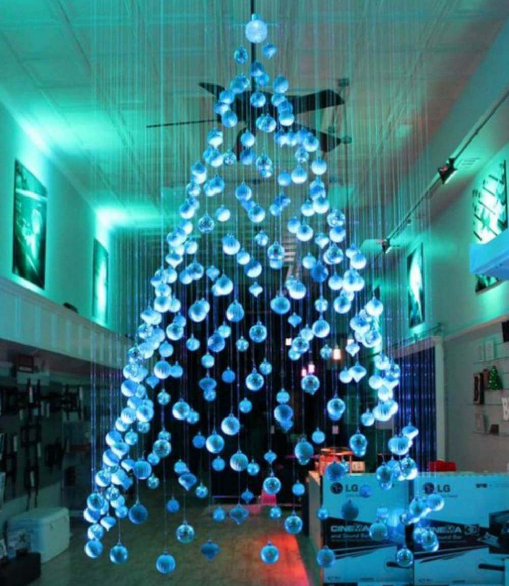 Ideas navideñas: un árbol de Navidad flotante