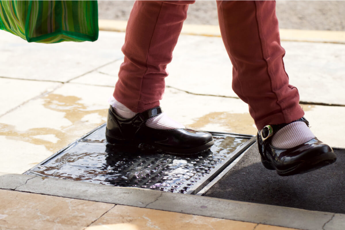 The disinfectant mat, a new trend