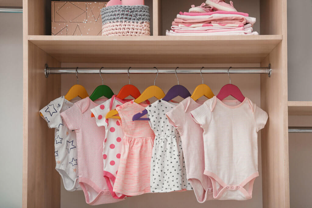 Ideas for organizing baby clothes