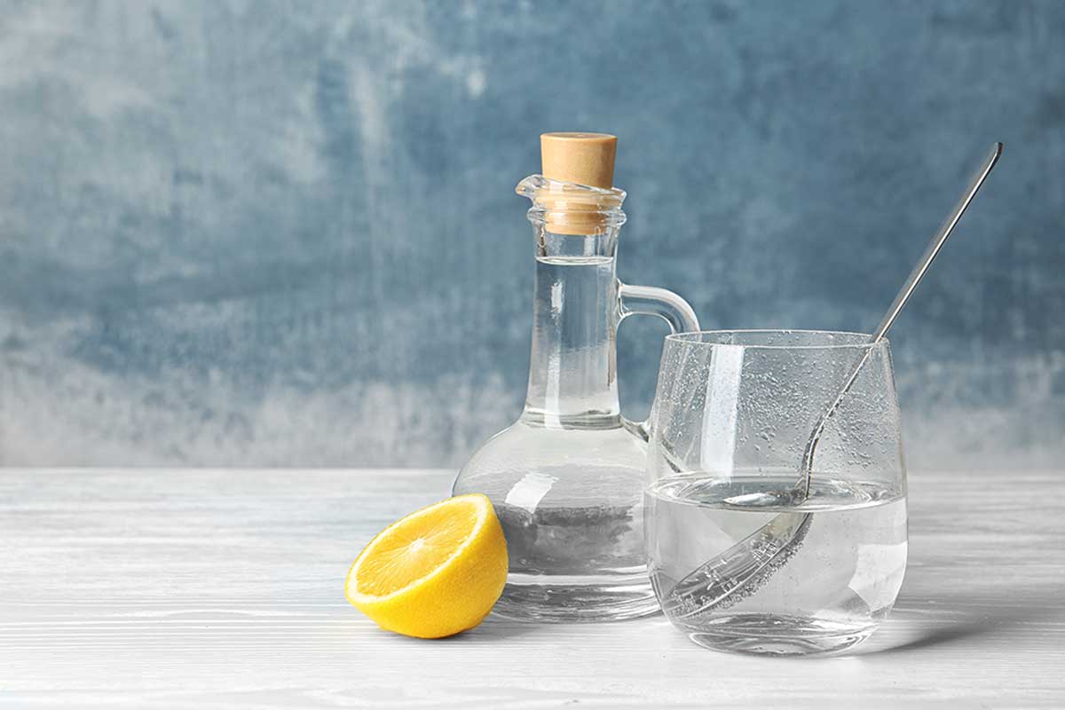 Vinegar and lemon
