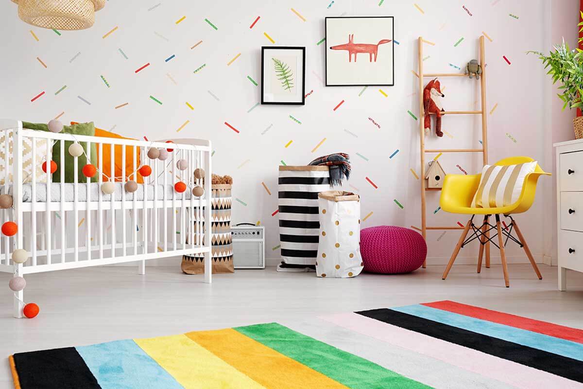 Decorate children's walls with wallpaper.