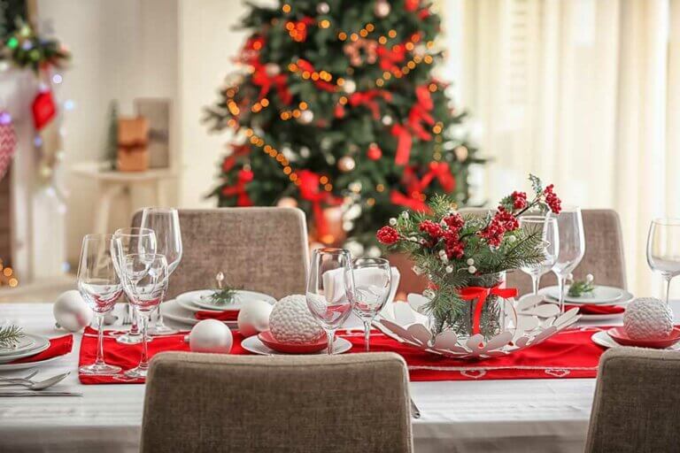 ¿Cómo decorar la mesa de Navidad? ¡Ideas creativas!