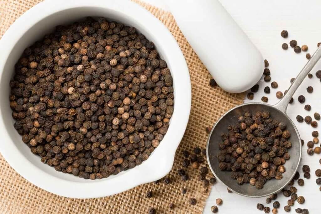 Black pepper is one of the best homemade insecticides.