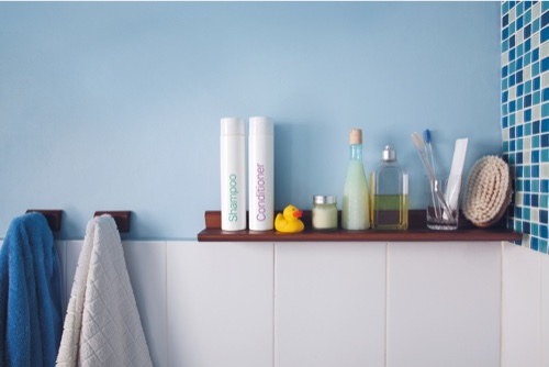 Porta asciugamani fai-da-te: 5 idee facili per il vostro bagno
