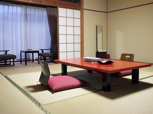 Ingresso e salotto in stile giapponese