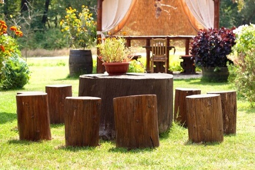 Idee per decorare con i tronchi di legno