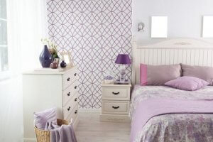 3 consigli per decorare la vostra camera da letto con il viola