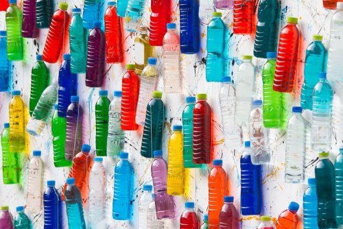 5 idee per riciclare le bottiglie di plastica
