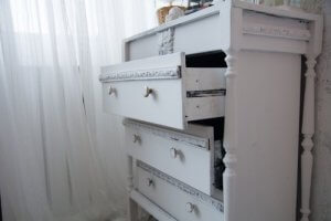 4 tipi di cassettiera per camere da letto di piccole dimensioni