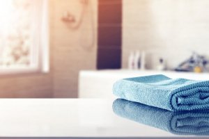 Abbinare gli asciugamani al bagno