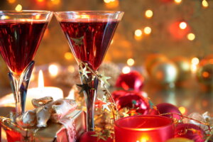 Bicchieri per decorare in stile natalizio.