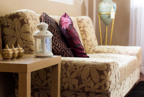 divano cuscini e complementi arredo decorazione in stile asiatico