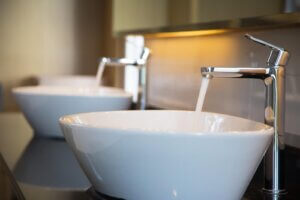 Rimuovere il calcare in bagno: alcuni consigli