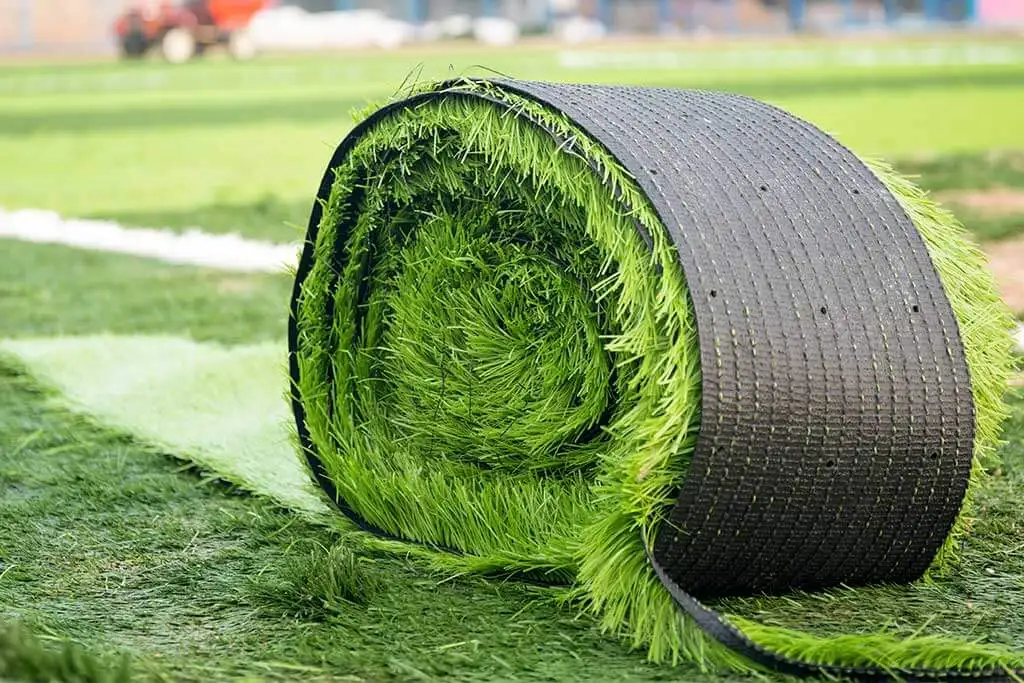 6 vantaggi dell'erba sintetica