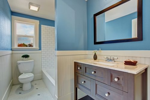 화장실 인테리어에 파란색은 인기가 많다.