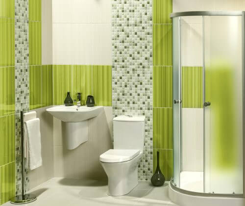 초록색으로 화장실을 근사하게 꾸며보자.